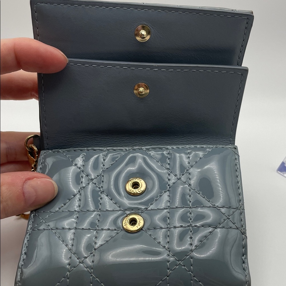 Dior Gray/Blue Quilted Women's Patent Compact Wallet w removable charm - Picture 15 of 16